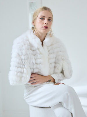 Alternative view of Capa Beatriz