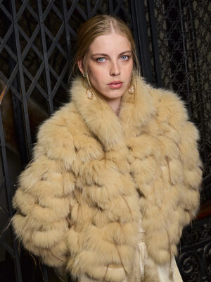 Alternative view of Chaqueta Estela